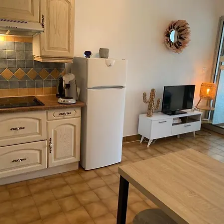 Naturiste 2 Heliovillage 6 Personnes Maxi Semesterbostad